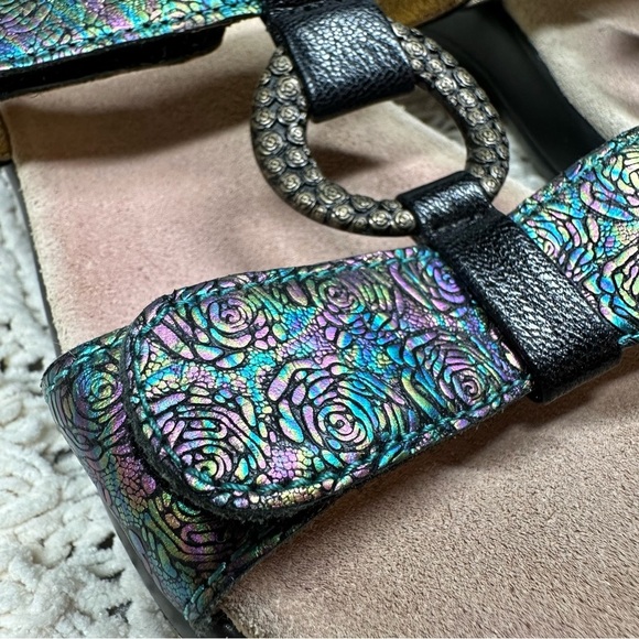 Alegria Julie Abalone Rose Multicolor Metallic Iridescent Black Rosette Sandal 9 - Picture 11 of 12